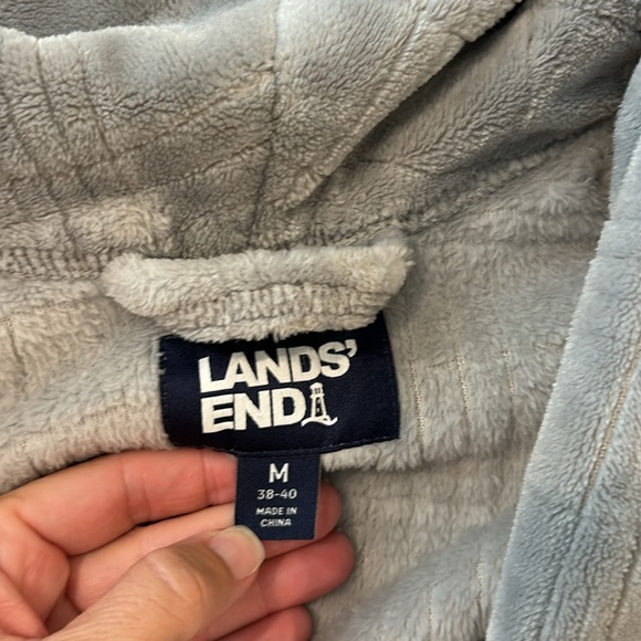 Lands End Grey robe - Picture 3 of 11